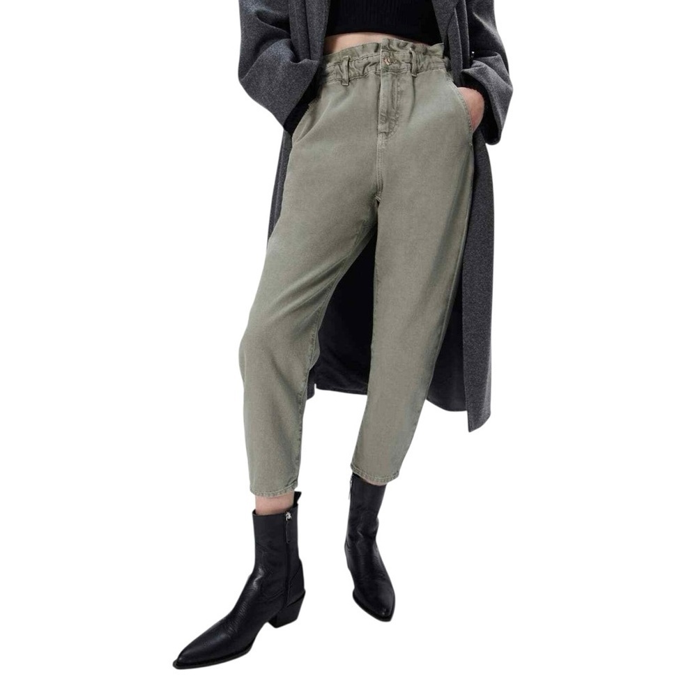 Zara Women's Paperbag Waist Relaxed Fit Jeans- Size 28